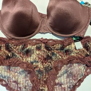 NEW Women's Ambrielle Sassy Mauve Bra and Panty Set Size 40D/8